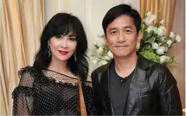 我忍了他33年！劉嘉玲「帶梁朝偉走秀」強烈對比被瘋傳　小細節完美詮釋「互補型婚姻」關鍵