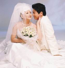 姊姊是崔苔菁！性感女神出道後「努力擺脫姊姊的影子」仍未果　43歲離開世界「生前唯一心願」惹哭網友