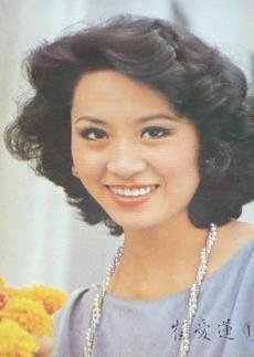 姊姊是崔苔菁！性感女神出道後「努力擺脫姊姊的影子」仍未果　43歲離開世界「生前唯一心願」惹哭網友
