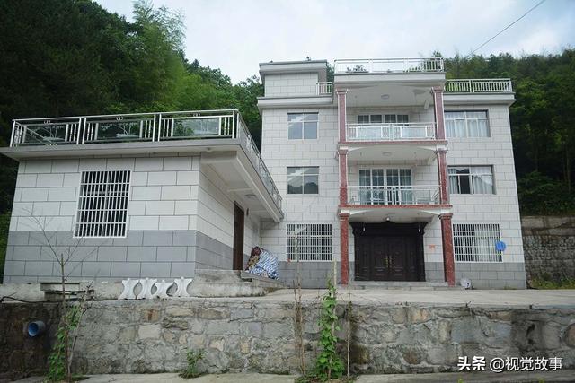 獨居很寂寞？79歲爺爺「老伴離去兒孫出外」　選擇留在山中「獨住豪華別墅」幸福自在