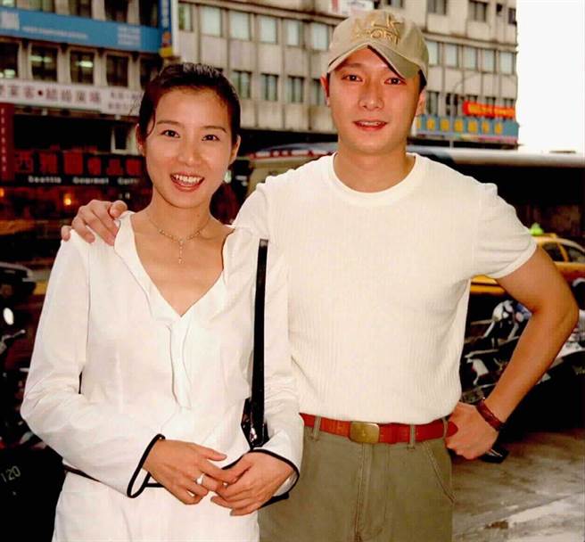 被評最耐看瓊女郎！清純女星「演哭戲引不捨」當紅卻人間蒸發　消失15年遠走加拿大「近況讓人稱羨」