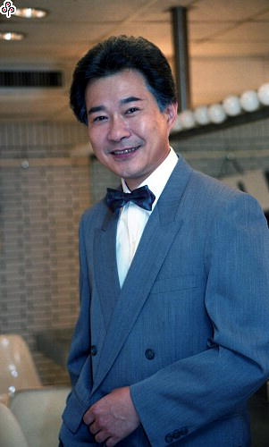 電視公務員！台視小生息影20年「低調嫁女」全家福罕曝光　移居上海「發展人生第二春」