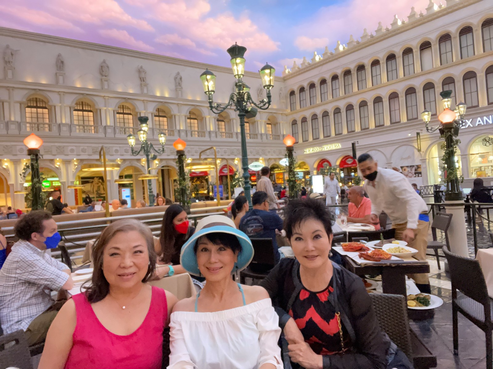 「小迷糊嬌嬌」爆紅！嫁地產富商「沒小三、沒金錢糾紛」婚姻仍破局　罕吐原因「70歲當嬤繞孫轉」