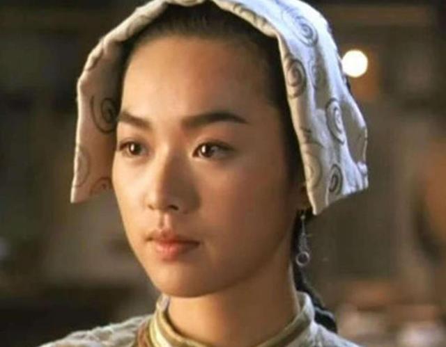 她是林志玲師姐！嫁入豪門孕期「遭老公7次重手」　 被閨蜜介入離婚「苦練廚藝獲獎」54歲依舊漂亮