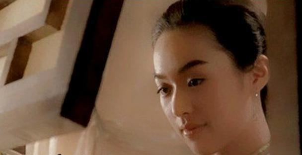 她是林志玲師姐！嫁入豪門孕期「遭老公7次重手」　 被閨蜜介入離婚「苦練廚藝獲獎」54歲依舊漂亮