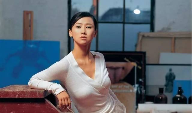 為拍風月片和父母反目！ 閃婚富商被嫌「一晚哭4次」　2嫁豪門生女「53歲不老容顏」惹人羨