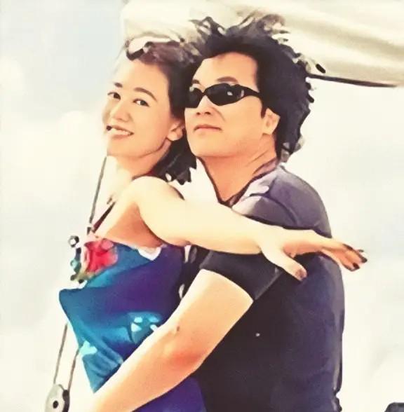 為拍風月片和父母反目！ 閃婚富商被嫌「一晚哭4次」　2嫁豪門生女「53歲不老容顏」惹人羨