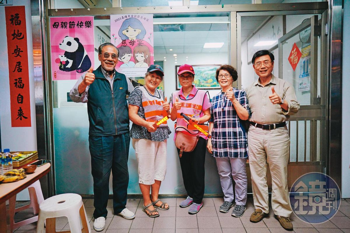 80歲定居高雄！《我愛紅娘》主持人返台「以旅館為家」經營餐廳　「打烊後值班里辦公室」到深夜替社區盡一份力