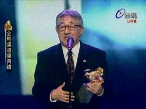 鐵三角成絕響！陶大偉走後6年「孫越也離開」黃金拍檔畫面成追憶　「兩摯友天堂重聚」張小燕淚：再見我的朋友