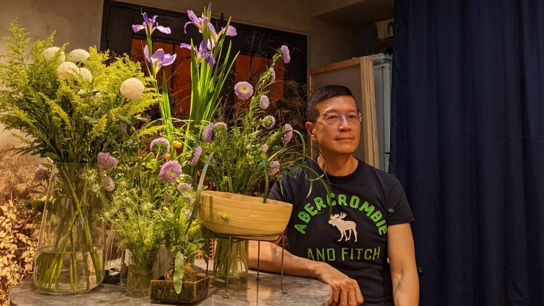 長照病母20年！知名作家身心崩潰「開不了口求助親姊」：怕被說懦弱　轉念「母親忘了我又何妨」：只求盡份隨緣
