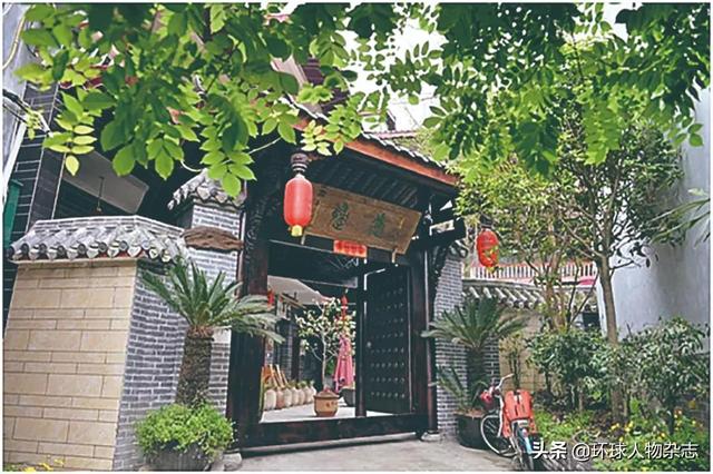 還記得她嗎？女教師寫下「世界那麼大我想去看看」毅然辭職爆紅　6年後現況曝光「擁多重身分」不後悔當初決定