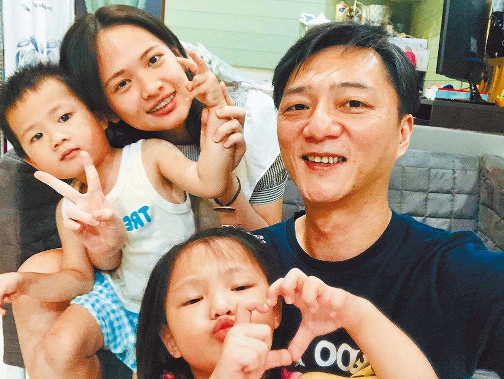 謝老婆化解父子心結！藍葦華揭「首次為父過88節感動」打破20年0對話　關係180度大轉變「男人真情對話催淚」