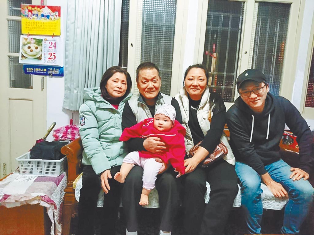 謝老婆化解父子心結！藍葦華揭「首次為父過88節感動」打破20年0對話　關係180度大轉變「男人真情對話催淚」