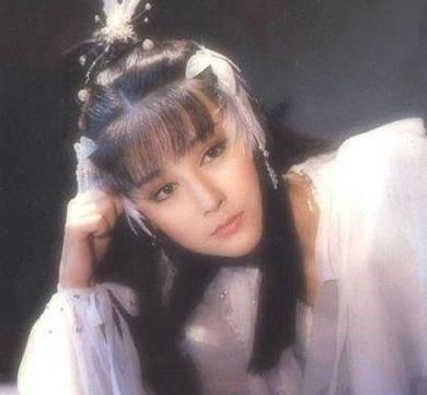 幫劉德華還4千萬債務！晚年「被子女啃老」破產　如今被華仔寵上天：我養她一輩子