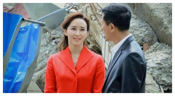 因貌美「被國外百億首富」娶回家！丈夫為讓她安心睡覺　甘願切除器官「從此不再打呼嚕」