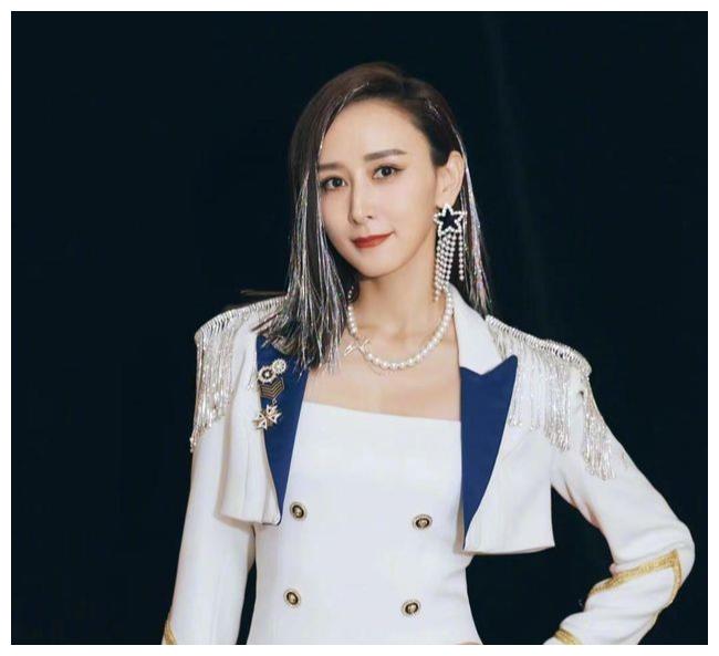 因貌美「被國外百億首富」娶回家！丈夫為讓她安心睡覺　甘願切除器官「從此不再打呼嚕」