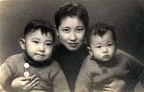 丈夫婚內外遇！她堅決不離婚「邀請情敵住進自己家」　30年婚姻「淡漠如水」她笑：我無悔 
