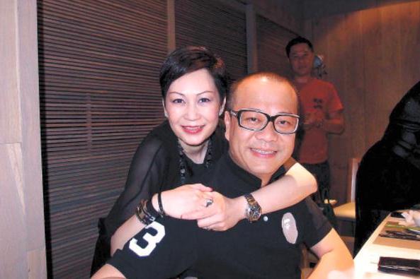 二婚娶女粉絲！被反追4年「結婚才知對方是豪門千金」　姐弟戀「25年未生子」零矛盾
