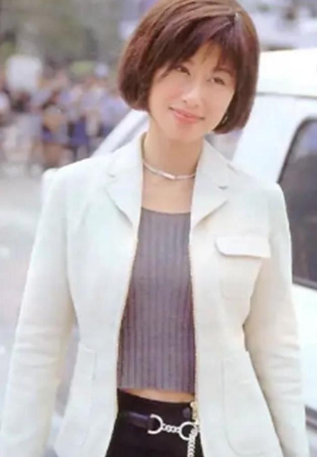 她狠甩費翔！棄豪門做小三「搶走大14歲閨蜜老公」　移民國外做後媽「年近60無子女」