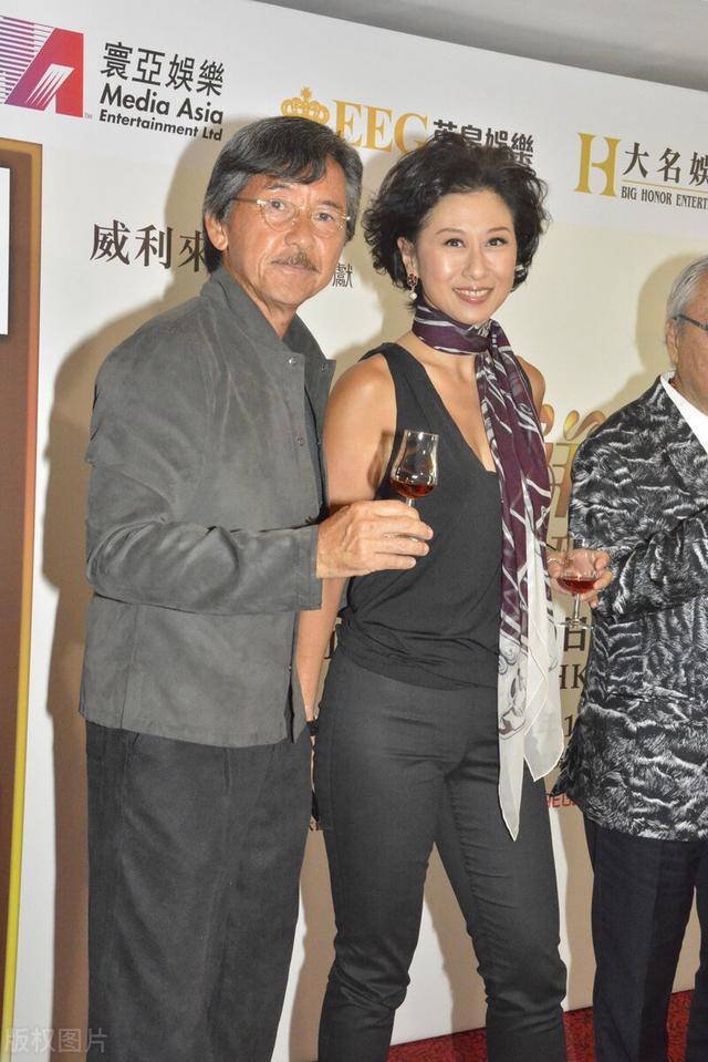 她狠甩費翔！棄豪門做小三「搶走大14歲閨蜜老公」　移民國外做後媽「年近60無子女」
