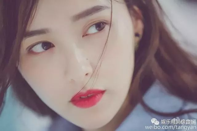 她是香港晶公主！曾跪著「為邱澤刷馬桶」遭劈腿一度割腕輕生　今升級三口之家超幸福