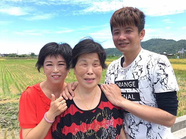 從沒讓媽媽失望！蔡佳麟不捨母獨扛家計「國小開始打工分擔」　「參加歌唱比賽全為她」只想看到媽媽展笑顏