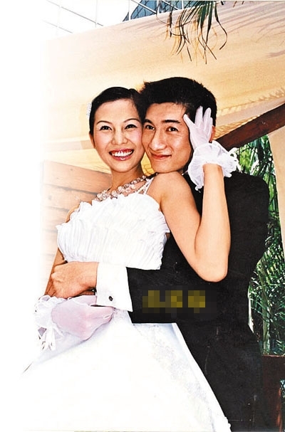 為還賭債！18歲「被親媽送富豪」當情人6年　27歲她狠斷母女關係「嫁打星老公」完美逆襲