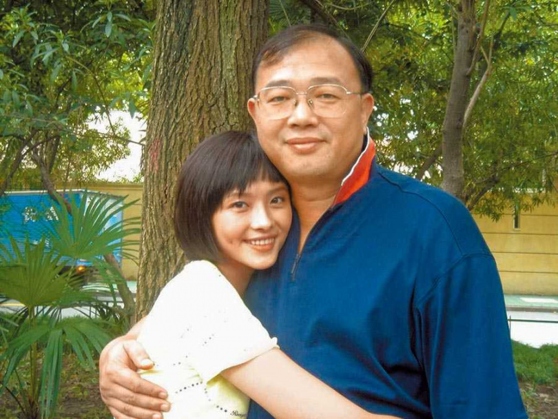 媽媽是精神支柱！蕭淑慎當年被挖掘「演藝圈紅太快」徹底迷失　「三度入獄又罹癌」爸媽不離棄：重新找回親情