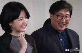 奪演藝圈「老少配冠軍」！李英愛「嫁大20歲老公」恩愛12年　70歲尪身價522億「對愛妻卻溫柔寵溺」❤