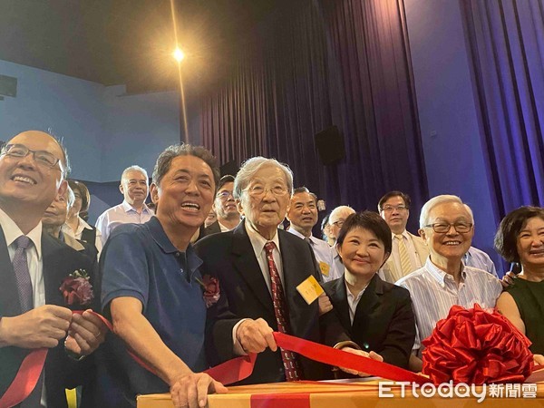 台灣電影教父91歲病逝！「心中藏兩大遺憾」感慨墓碑想刻11字　楊貴媚接噩耗「痛到說不出口」