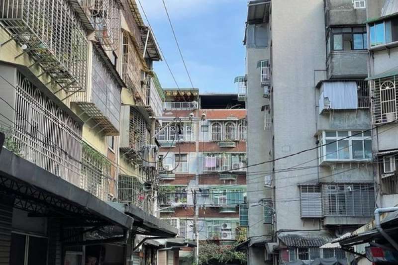 返鄉養老不可能？他回老家「驚見房價暴漲10倍」嘆：貴到X北　「連鄉下房都買不起」全台網友同感