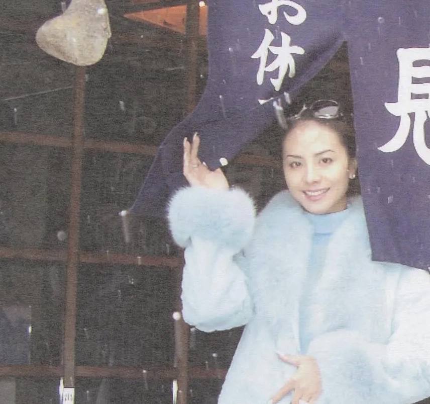 太敢說！她曾直言「看不起劉嘉玲」林志玲是包裝美女　今追憶「雄霸」又大膽曝其真實面目