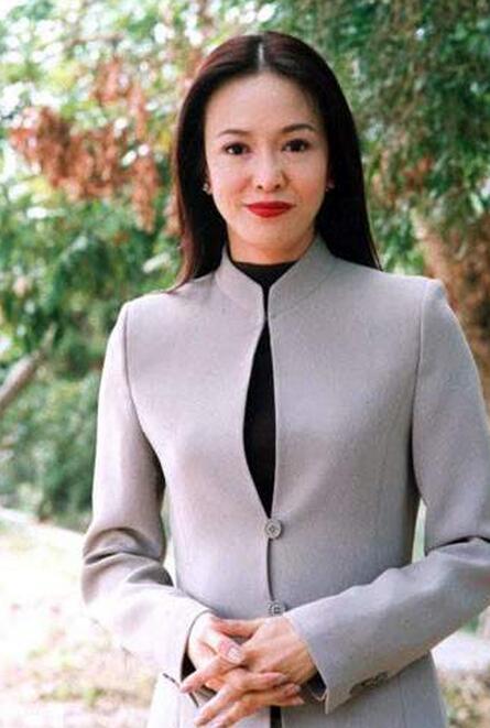 扇過劉嘉玲，贏過張曼玉鍾楚紅！堅持不婚不孕「養男友16年」像坐牢　63歲稱除了錢一無所有