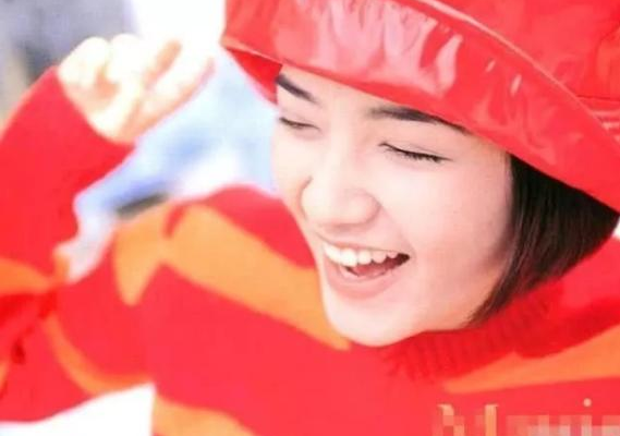 從影後到魔女！曾被曝「為8年男友」摘除子宮　「不婚不生」直言：子宮可有可無