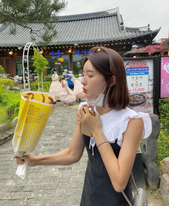 跑道上最佳焦點！韓國運動女將「被封田徑界李英愛」　超強腹肌辣翻「私下巨星級自拍」一看秒戀愛