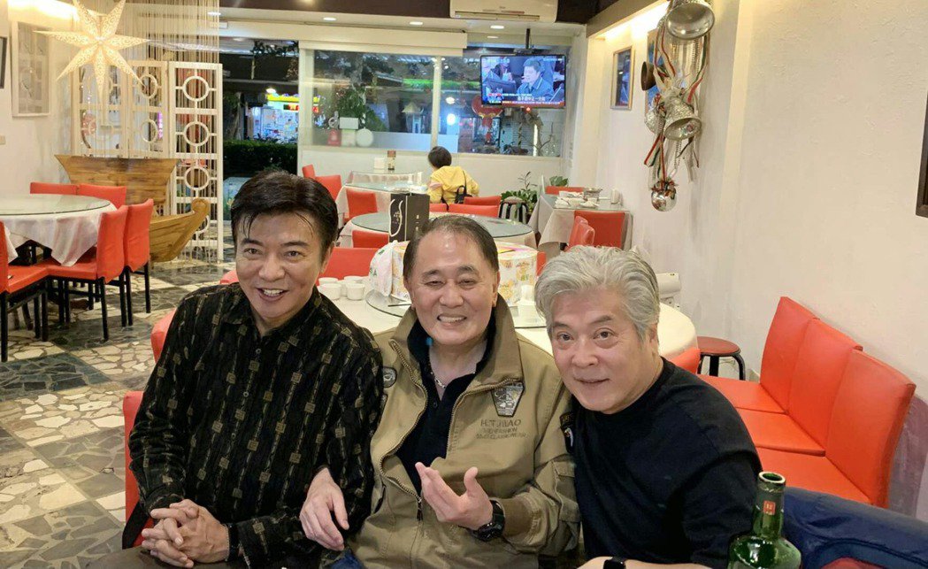 奇蹟康復！向雲鵬息影從商「赴大陸賣牛肉麵」體重驟降30公斤　被判活不久「他從不放棄」回診看報告哭了