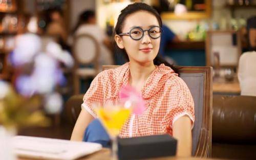 被封小章子怡！與老師偷情「被星二代男友」毆打名聲盡損　後嫁大17歲富商「奪視后翻身」