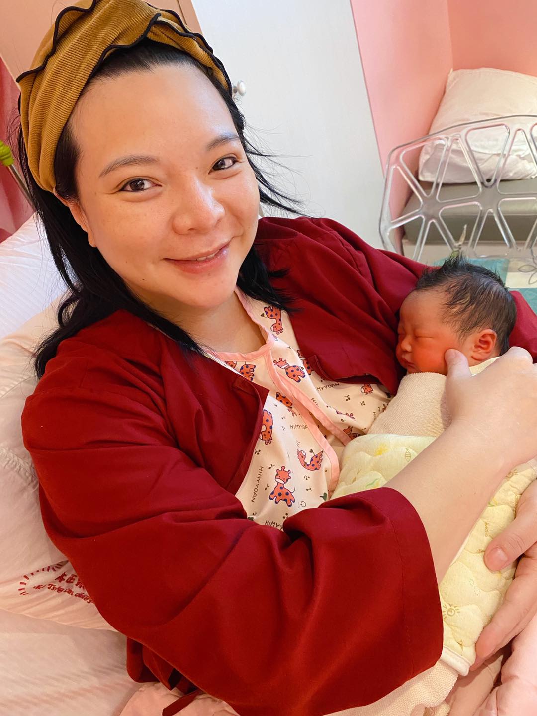 學當媽遭酸：幸好女兒不像妳！小甜甜妙語回應「酸民愧疚刪文」為母EQ大升級　堅強為己打氣「甜曬帶娃日常」