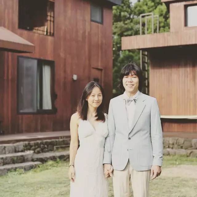 國民天后「說自己只有錢」！擔心自己出軌「下嫁醜男當農婦」　婚後「夫妻生活曝光」打破想象