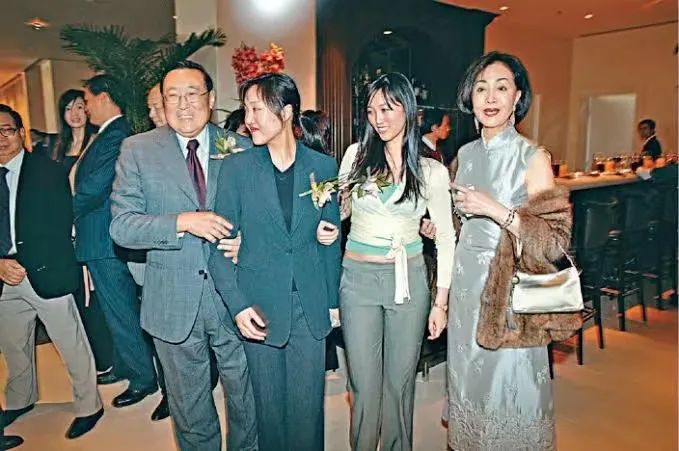 隱忍40餘年不挪窩！熬到老公去世「獨佔百億遺產」　成功將「各路情婦私生子」趕出家門