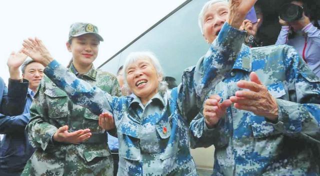 以為是詐騙！八旬老夫妻「開口要拿出4千萬積蓄」銀行嚇得報警　查出驚人身分「一生救過無數人」敬佩萬分