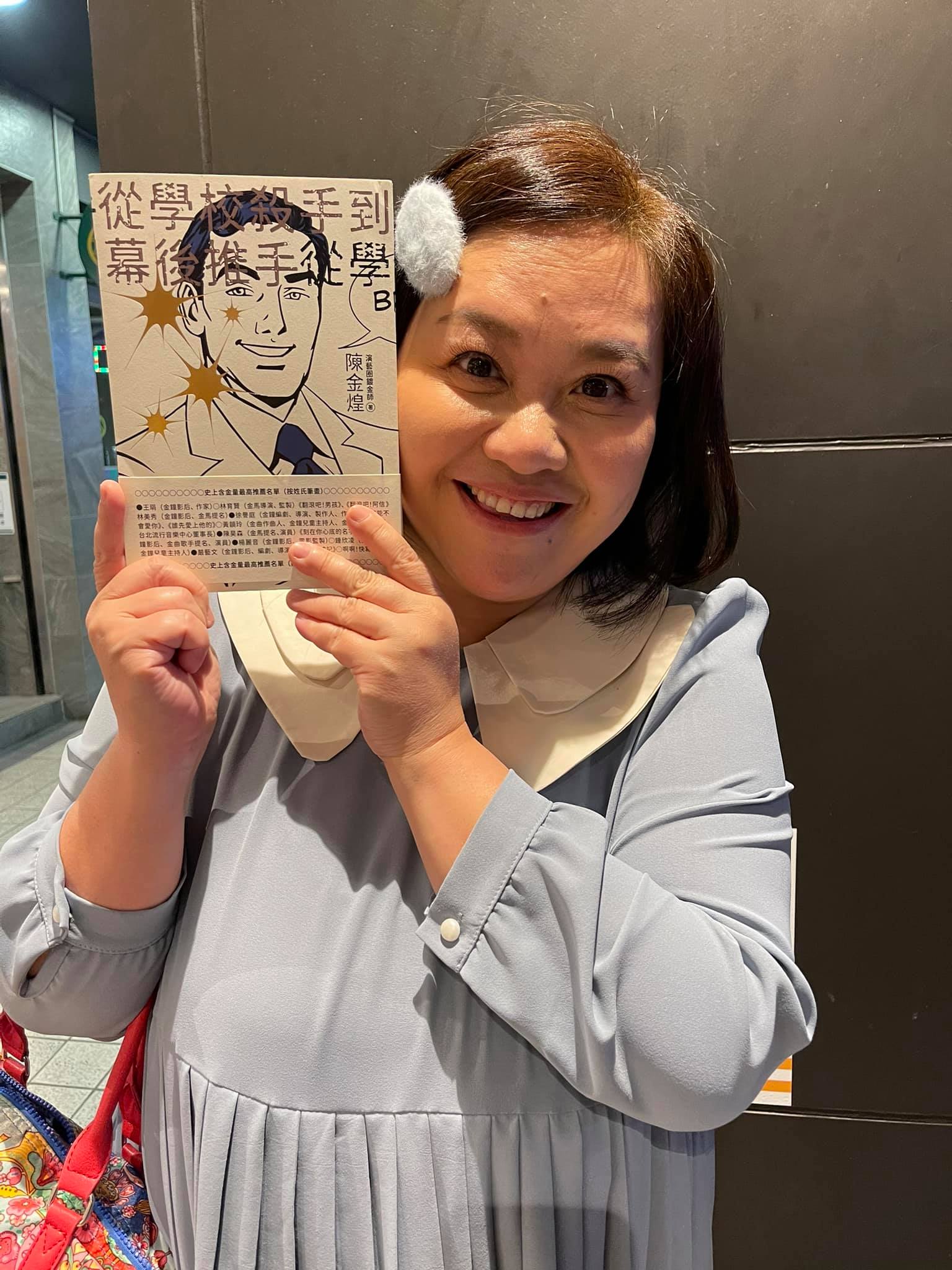 38歲才當媽！鍾欣凌發現「女兒在書本亂畫」完全不制止　「寧願當60分媽媽」坦言絕不照書養