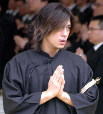 拒絕繼承20億遺產！竹聯幫太子爺「陳楚河」棄黑從演　「向華強禮讓三分」導演見了都畢恭畢敬