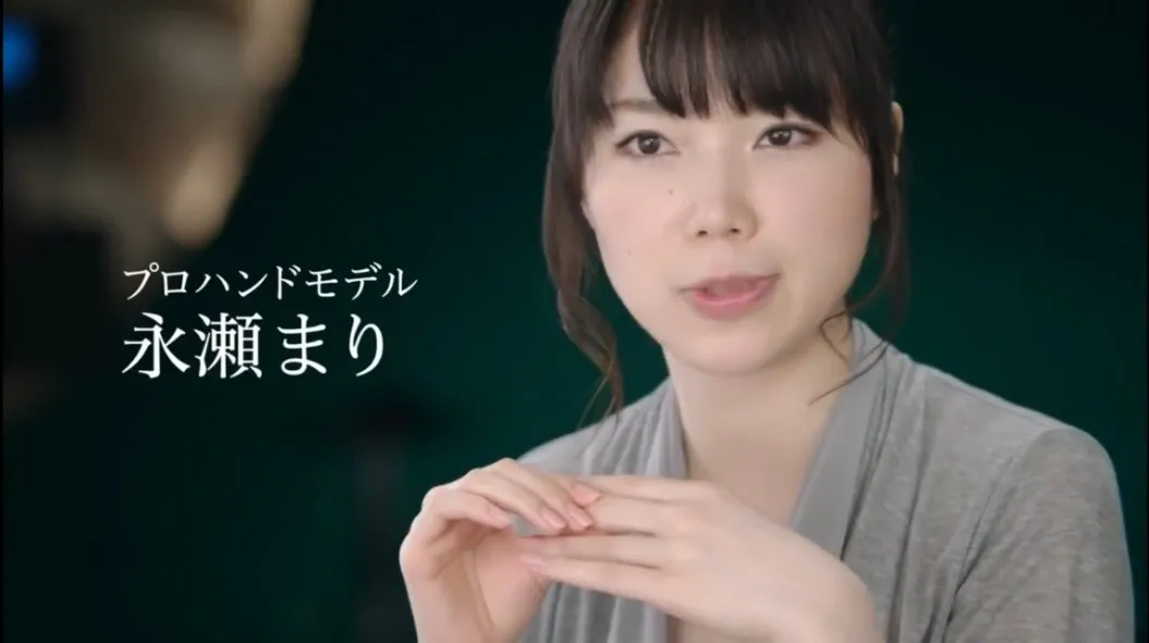 日本最美手模！從不做家務「連續10年戴手套出門」　分享「日常護理習慣」：簡直反人類