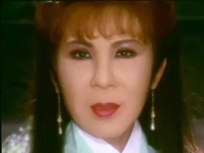 被逼和52歲富婆拍吻戲！妻子泳池出軌偷情被抓　 二婚「6年無性無愛」：別心疼他