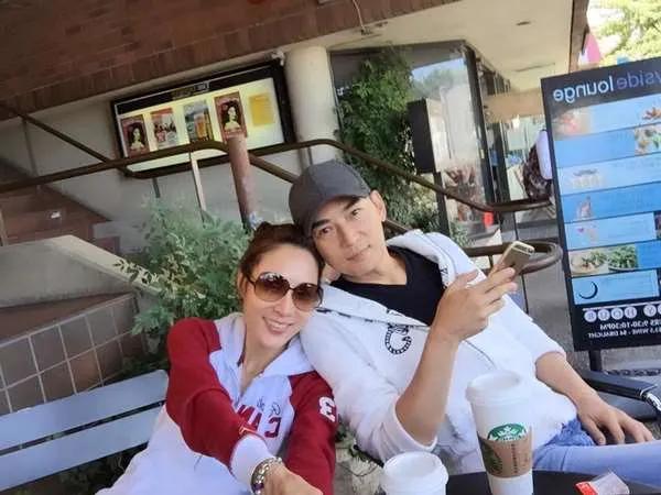 被逼和52歲富婆拍吻戲！妻子泳池出軌偷情被抓　 二婚「6年無性無愛」：別心疼他