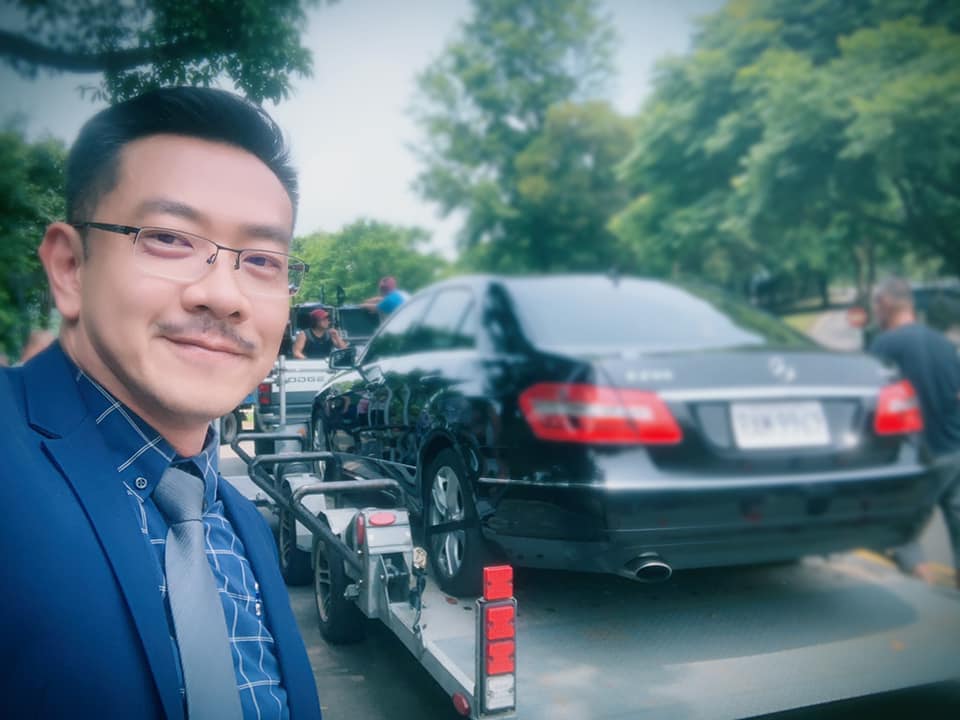 憂鬱住院首露面！江俊翰被好友圍繞「久違露微笑」粉絲哭了　曾坦言「陷嚴重焦慮」：還是撐不住了