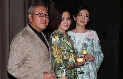 小11歲弟弟近照超帥！幼時玩火險喪命「被關之琳救出」　姐姐59歲仍單身「有望得20億財產」
