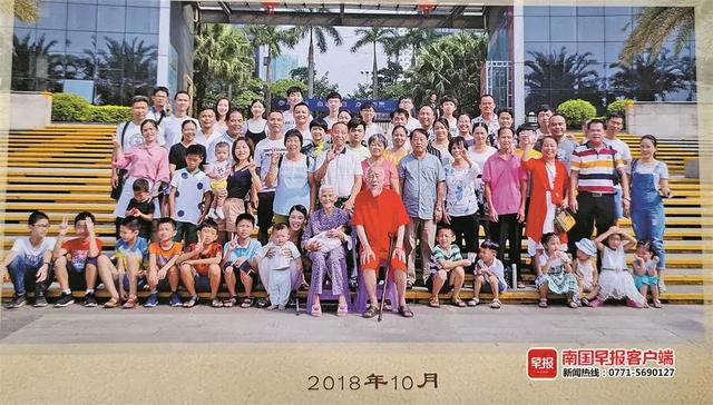 從年輕愛到老！9旬夫妻「家族成員破百人」過年團圓大仗陣　相守90年「約定下次共慶百歲」網羨慕：最美愛情