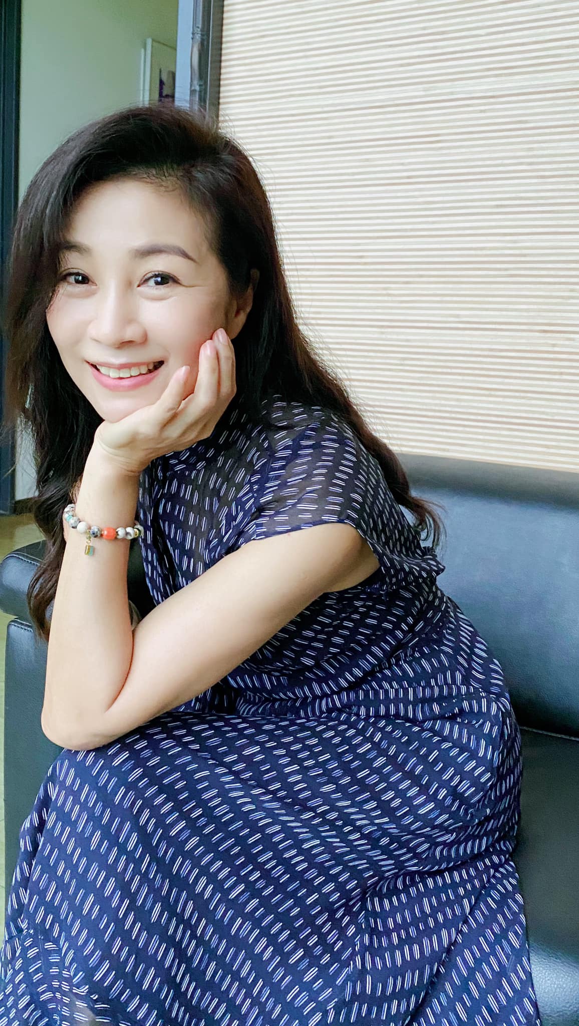 離婚後孤單嗎？方文琳深夜「6字道盡15年心聲」　自認「臉皮厚一點又怎樣」網讚翻：另一種境界